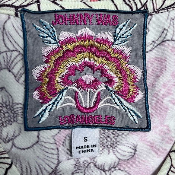 Johnny Was Janie Favorite Sketched Floral Bamboo Knit Jersey Tee Size Small - Picture 6 of 9